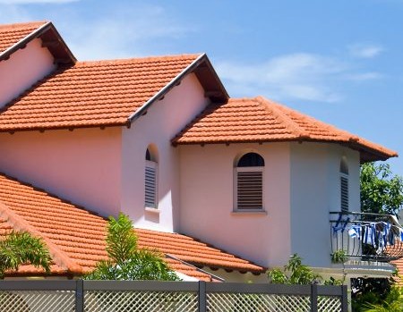 Why your martinsburg roof has black streaks and how to safely remove them